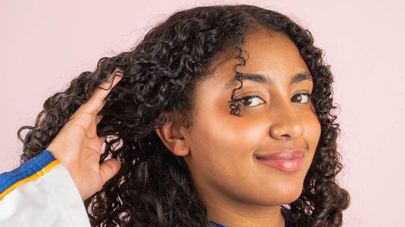 Plusieurs textures : comment trouver sa routine capillaire