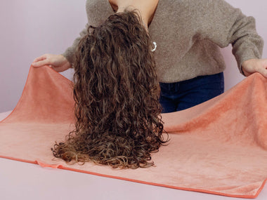 Serviette microfibres - cheveux ondulés, bouclés, frisés, crépus