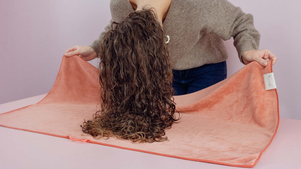 Serviette microfibres - cheveux ondulés, bouclés, frisés, crépus