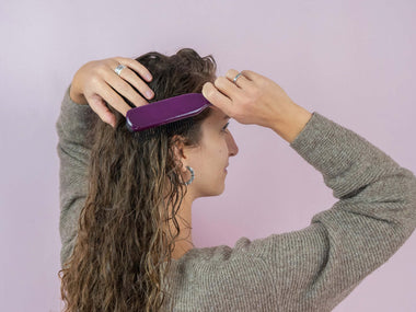 Comment démêler ses cheveux fins ?