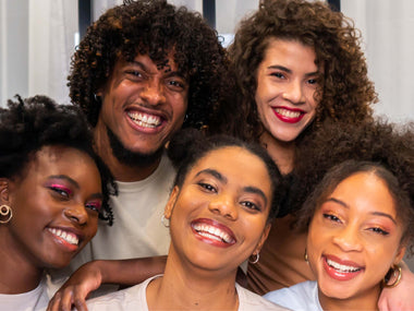 Pourquoi les cheveux texturés sont plus secs que les cheveux lisses