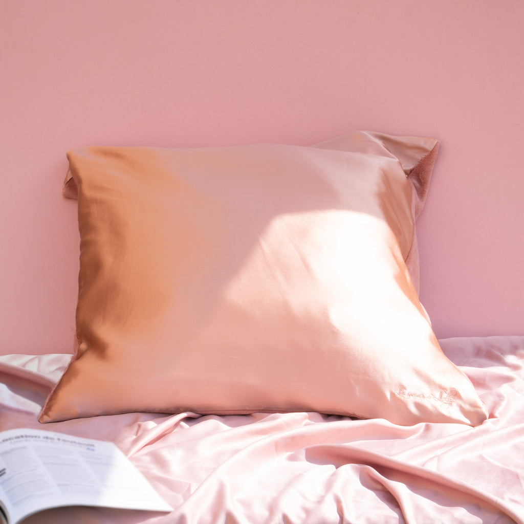Kiss Pillow Rose Gold - Anti-frizz and dehydration pillowcase