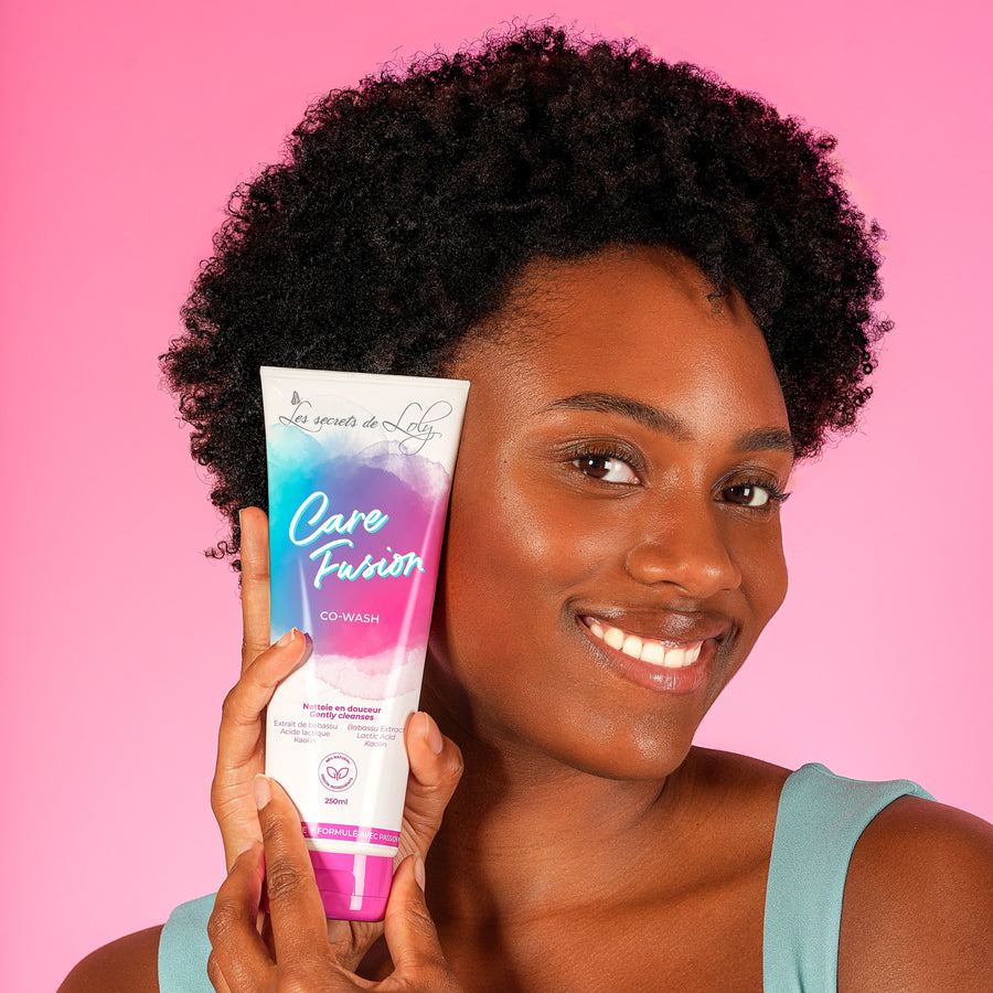 ly_shampooing-care-fusion-pdp-modele-produit-crepus-les-secrets-de-loly_1759499033.jpg
